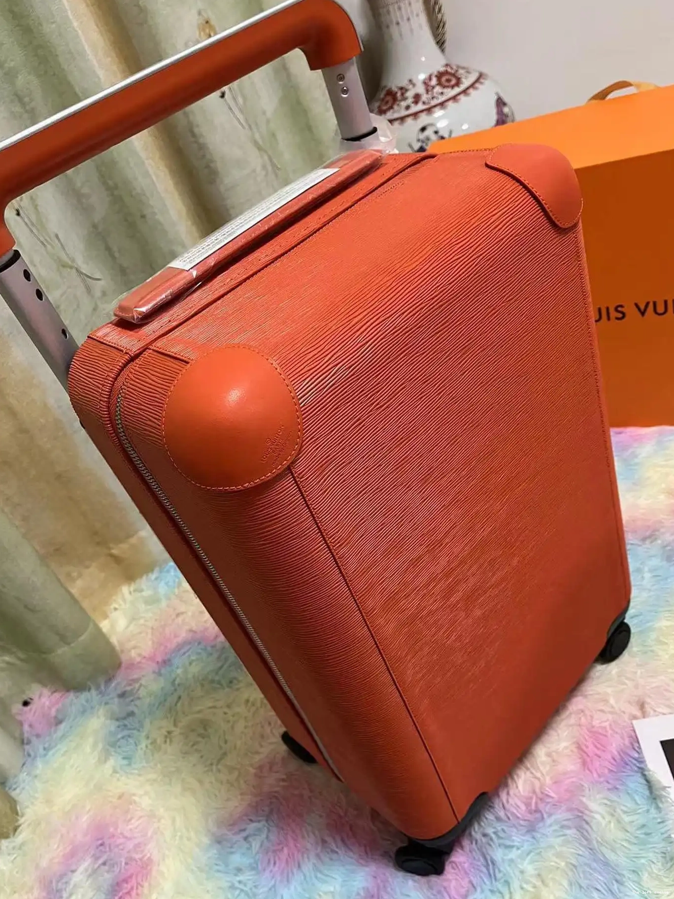 HORIZON 37L CABIN SUITCASE 55 ORANGE CUSTOM 0501